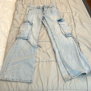 Zara jeans. Size 2. Barely used.